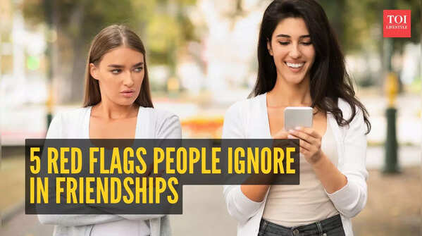 5 red flags people ignore in friendships