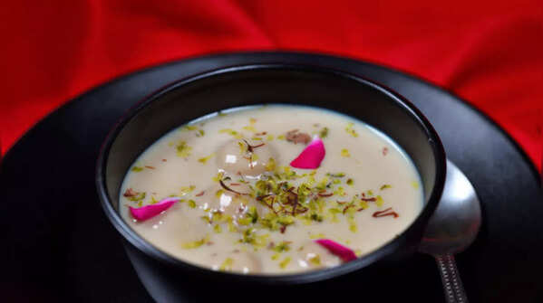 Doodh Pak