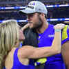 Article image for: Matthew Stafford’s wife and four daughters wow Chicago crowds with synchronized Rams fashion flair