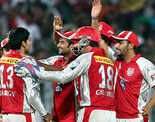 Kings XI Punjab pip Kolkata Knight Riders in a thriller