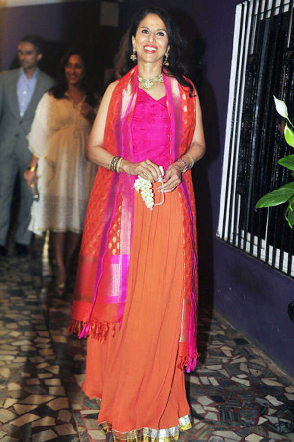 Shobhaa De