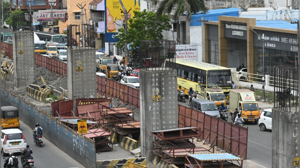 Separate Corridors for City and Port Traffic