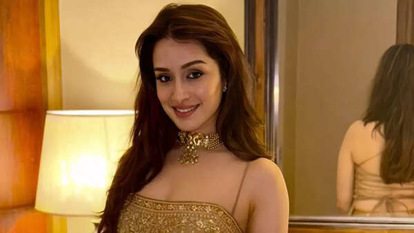 Shraddha Kapoor Wallpapers
