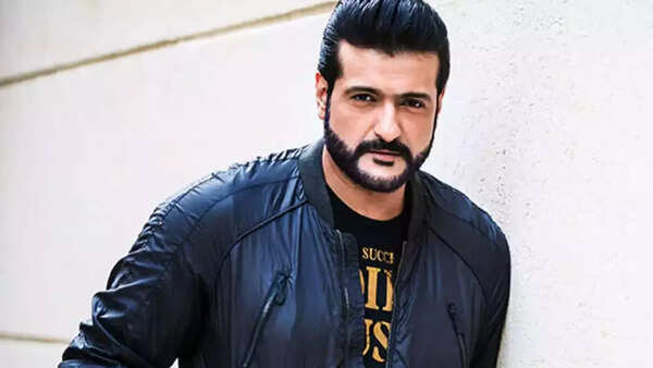 Armaan Kohli Photos