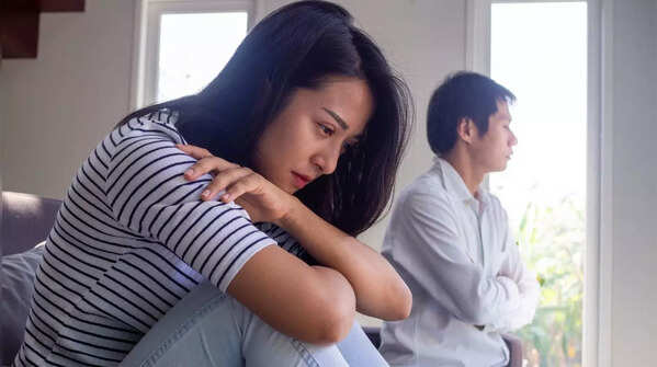 Silent treatment: Not talking deliberately