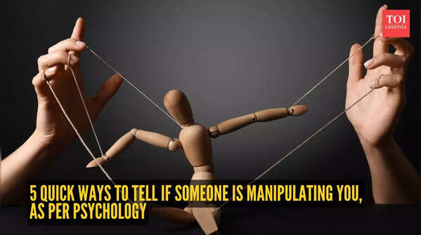 5 quick ways to tell if someone is manipulating you, as per psychology