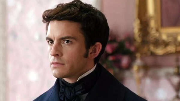 Jonathan Bailey Stills
