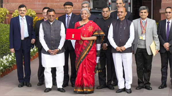 2023: Red Temple Power silk