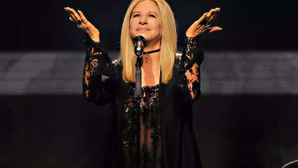 Barbra Streisand Photos