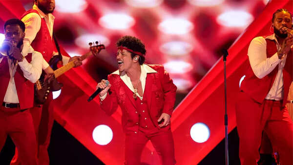 Bruno Mars Pictures