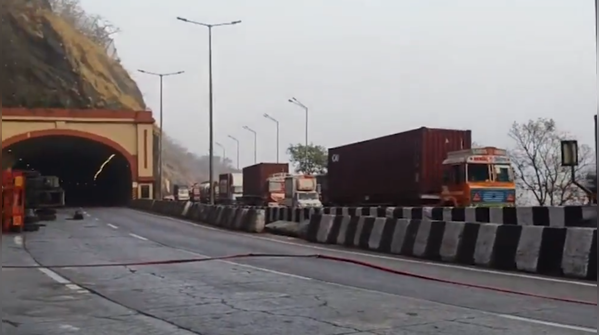 Passengers Stranded Without Basic Facilities