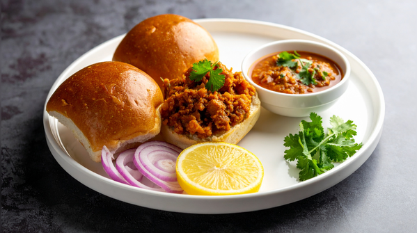 5. Pav bhaji near the lake