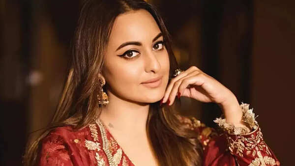 Sonakshi Sinha Wallpapers