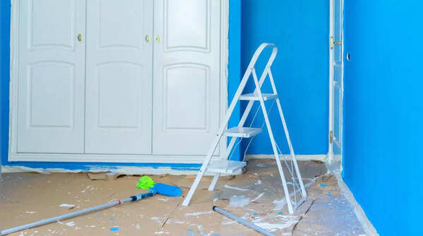 Contain dust and seal the work area