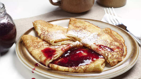Jam-Topped Crepes
