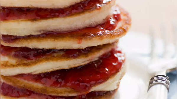 Jam-Stuffed Pancakes