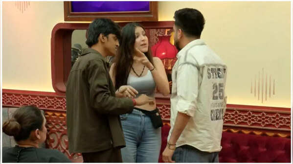 Khanzaadi supports Maxtern as Rachit intimidates him