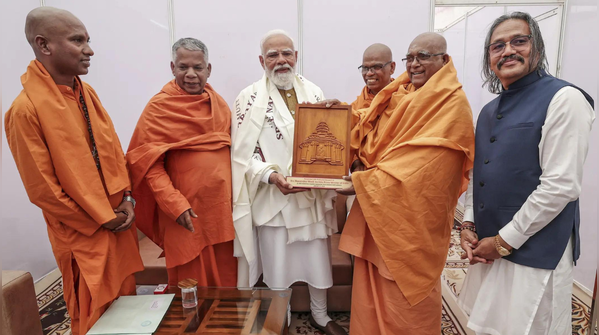 Meeting with seers and religious leaders