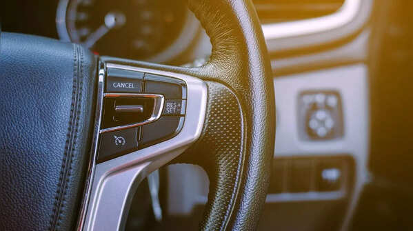 Adaptive Cruise Control (ACC)