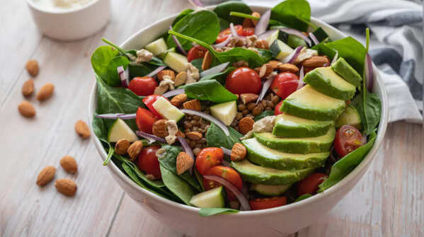 How to make Avocado Salad with Crunchy Seeds