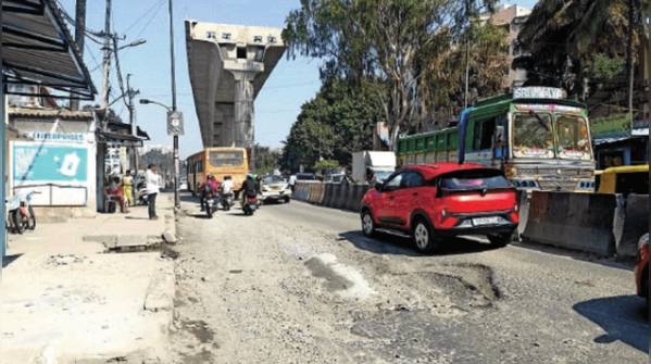 Kalena Agrahara Station – Poor Pedestrian Access