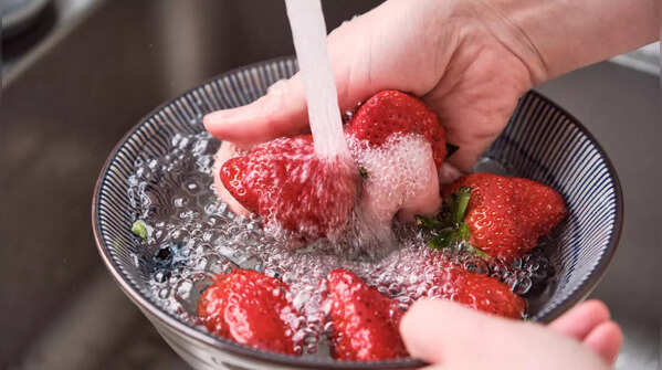 Method 1: Rinse Under Running Water