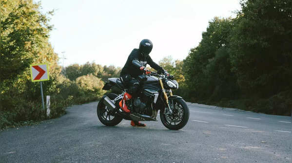 Upright ergonomics and rider comfort