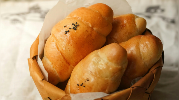 Bread rolls