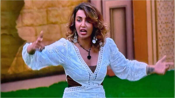 Tejaswi urged women to stand together and Khanzaadi question Rajat Dalal