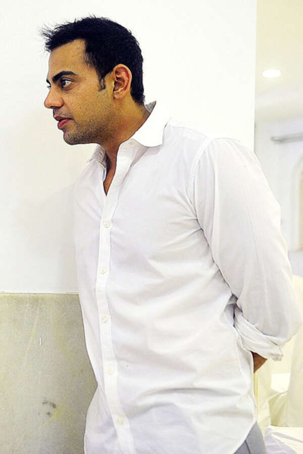 Cyrus Sahukar Wallpapers