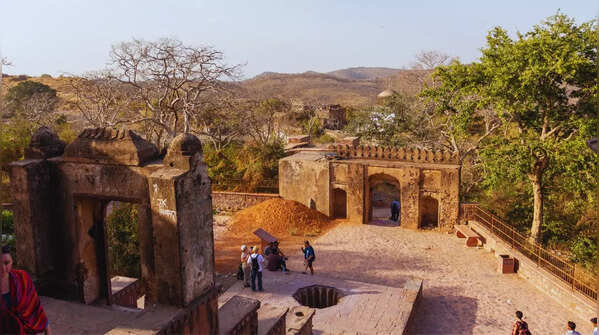 Visit the historic Ranthambore Fort