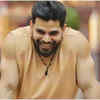 Article image for: <i class="tbold">shiv</i> Thakare