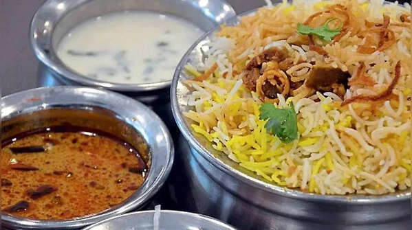 I-T probe exposes massive tax evasion in restaurant sector