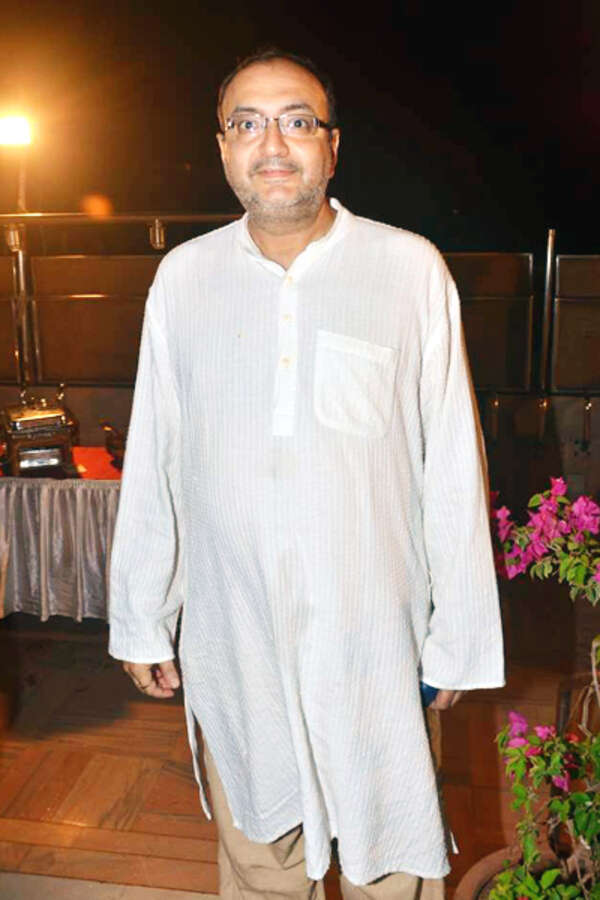 Vivek Vaswani Pictures