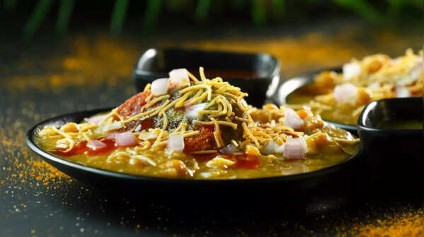 Aloo Tikki Chaat