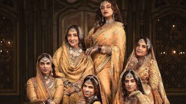 'Heeramandi: The Diamond Bazaar' (2024)