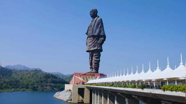 10 tallest statues in the world travellers need to add to their travel wish-list