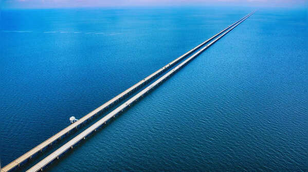 Lake Pontchartrain Causeway in the United States