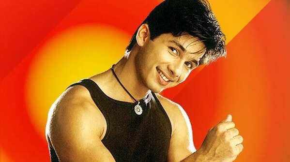 ‘Ishq Vishk’ (2003)
