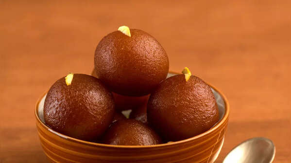 Chhena Gulab Jamun