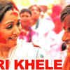 Article image for: ‘<i class="tbold">holi</i> Khele Raghuveera’ from 'Baghban'