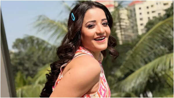 Nikki Tamboli Photos