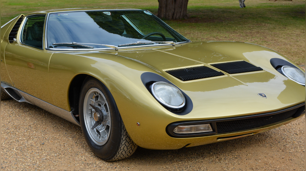 5) Lamborghini Miura (1966–73)