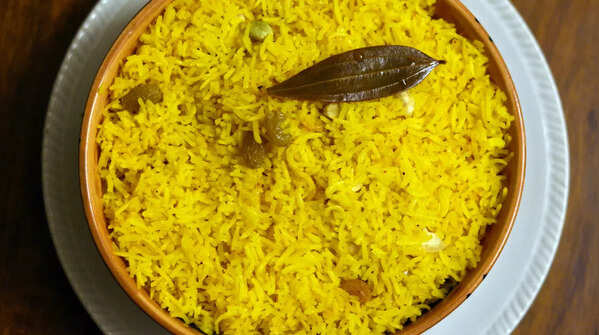 Basanti Pulao