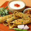 Thepla with yoghurt and pickle