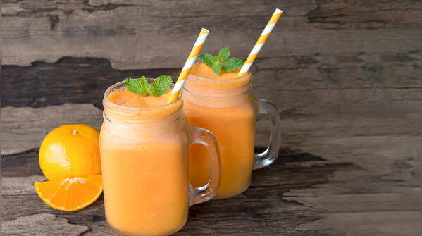 Mango & Pineapple Protein Smoothie