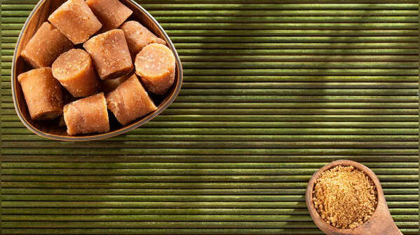 Tips to buy pure jaggery