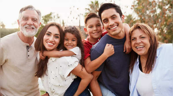 7 common family patterns that affect adult relationships