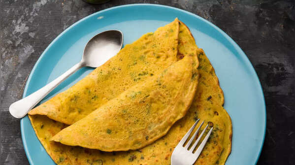 Friday: Besan Chilla with Tamarind Chutney