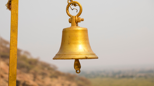 The bell as an invitation to awareness